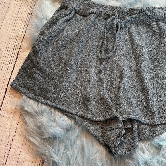 Show Me Your Mumu Gio Shorts in Dusty Blue Knit - Picture 5 of 9